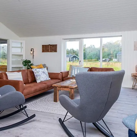 Stylish Lakeview Retreat-by Traum * Ansager