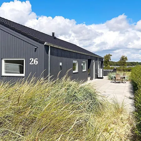 Stylish Lakeview Retreat-by Traum Vakantiehuis